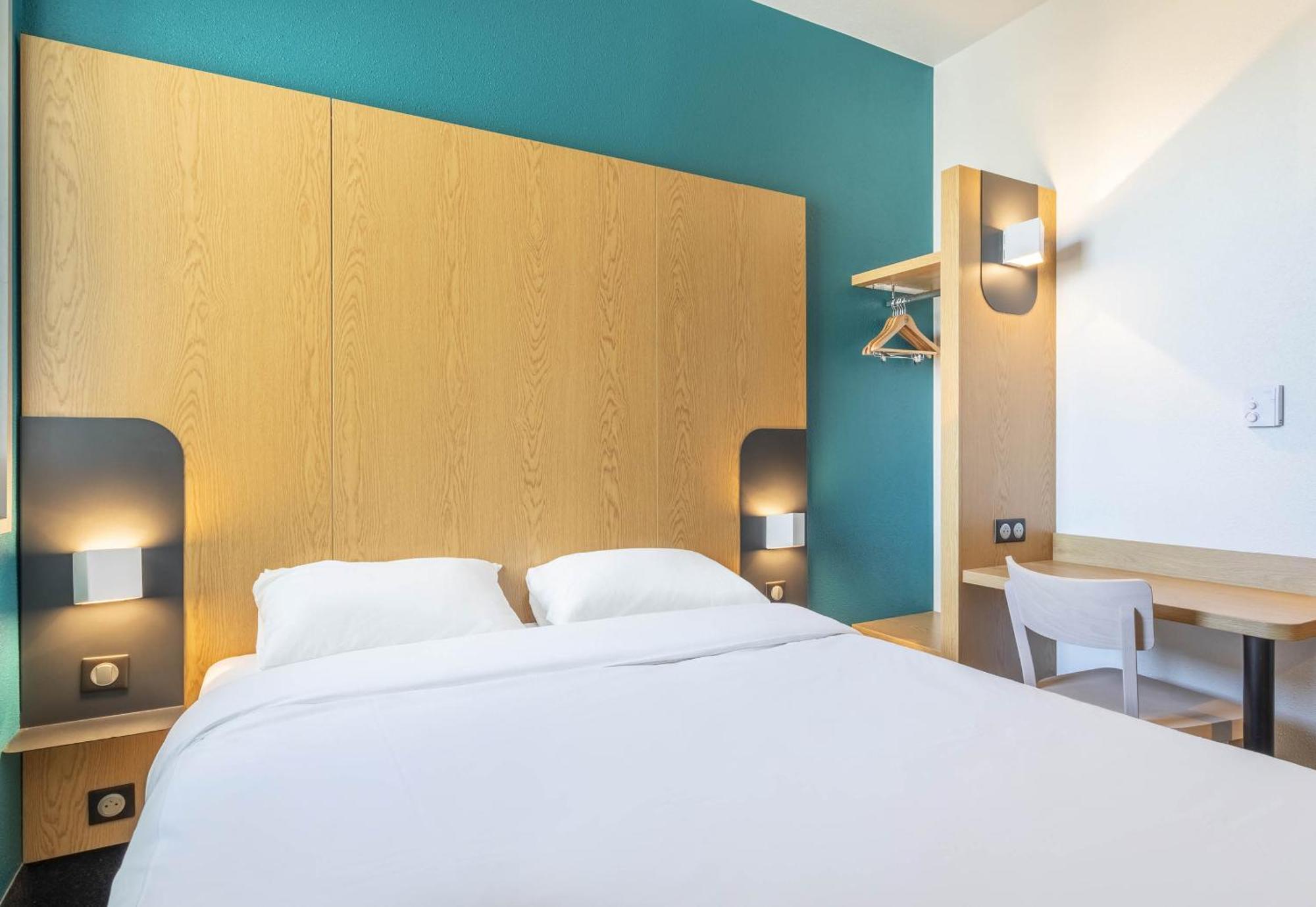 B&B Hotel Marseille Les Ports Exterior photo